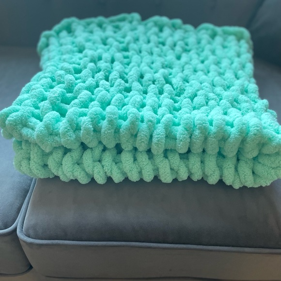 Handmade Knit Blanket - Picture 2 of 3
